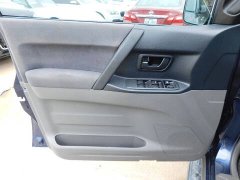 2006 Mitsubishi Montero Limited