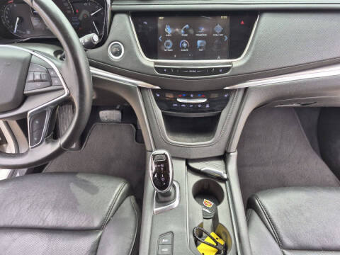 2018 Cadillac XT5 Luxury