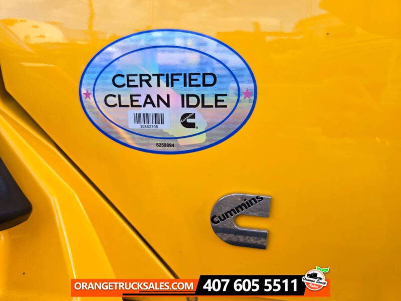 2019 International DuraStar 4300