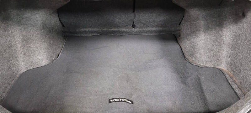 2017 Nissan Versa 1.6 SV