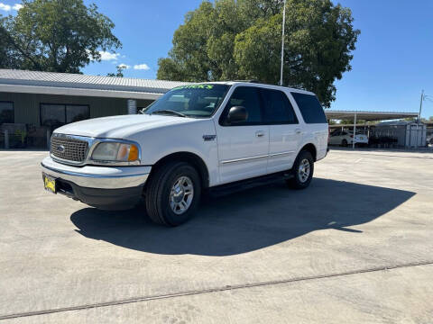 2001 Ford Expedition for sale at Bostick's Auto & Truck Sales LLC in Brownwood TX