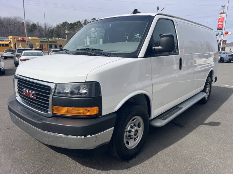 2024 GMC Savana 2500