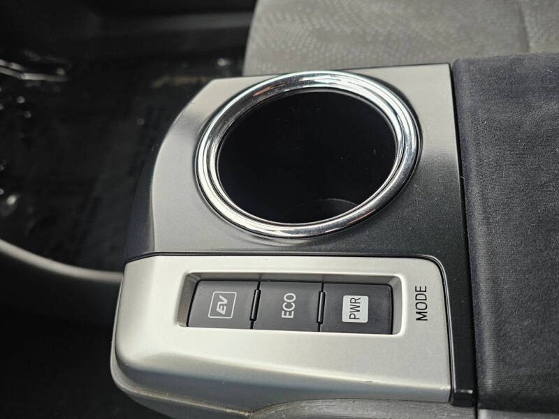 2012 Toyota Prius v Two