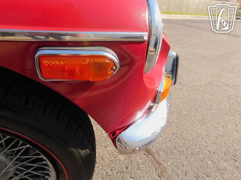 1974 MG B