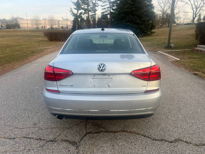 2016 Volkswagen Passat 1.8T SE