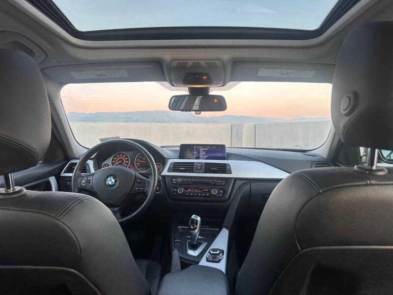 2013 BMW 3 Series 328i