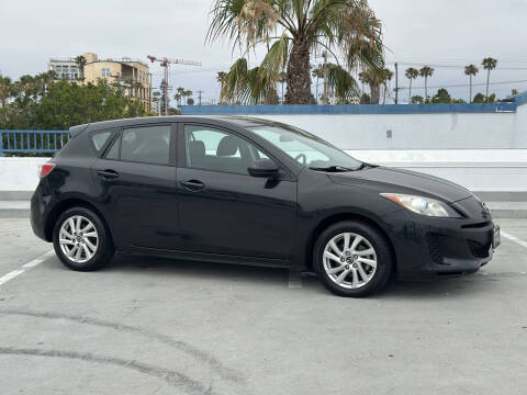 2013 Mazda MAZDA3 i Touring