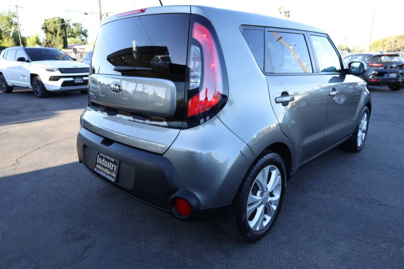 2015 Kia Soul +