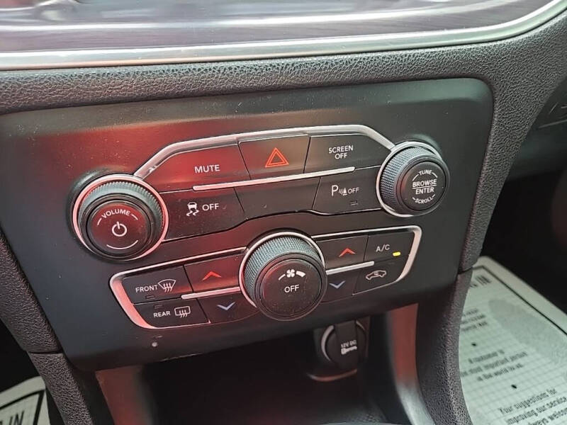 2018 Dodge Charger SXT