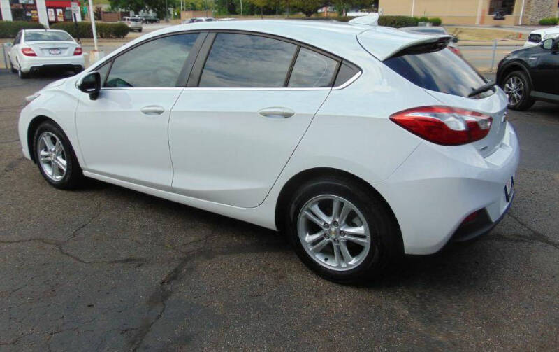 2017 Chevrolet Cruze LT Auto