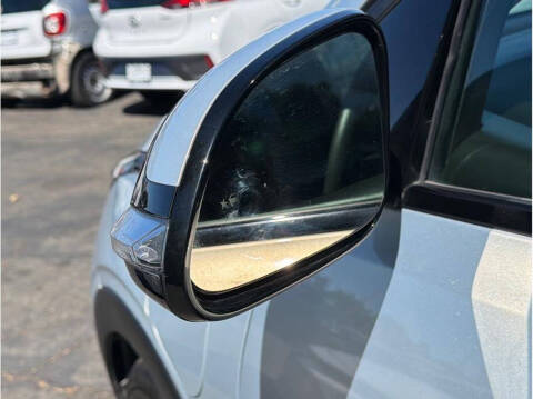 2023 Chevrolet Bolt EUV LT
