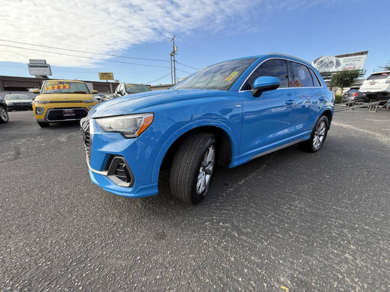 2022 Audi Q3 quattro S line Premium 45 TFSI