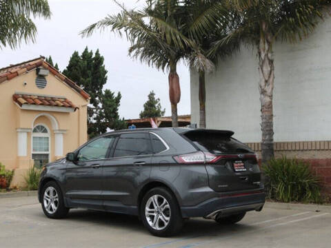 2017 Ford Edge Titanium