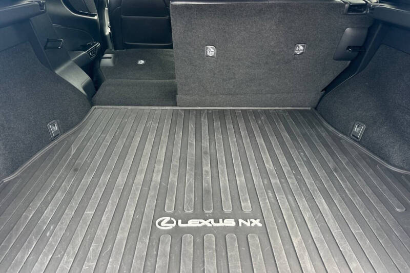 2024 Lexus NX 450h+ F SPORT Handling