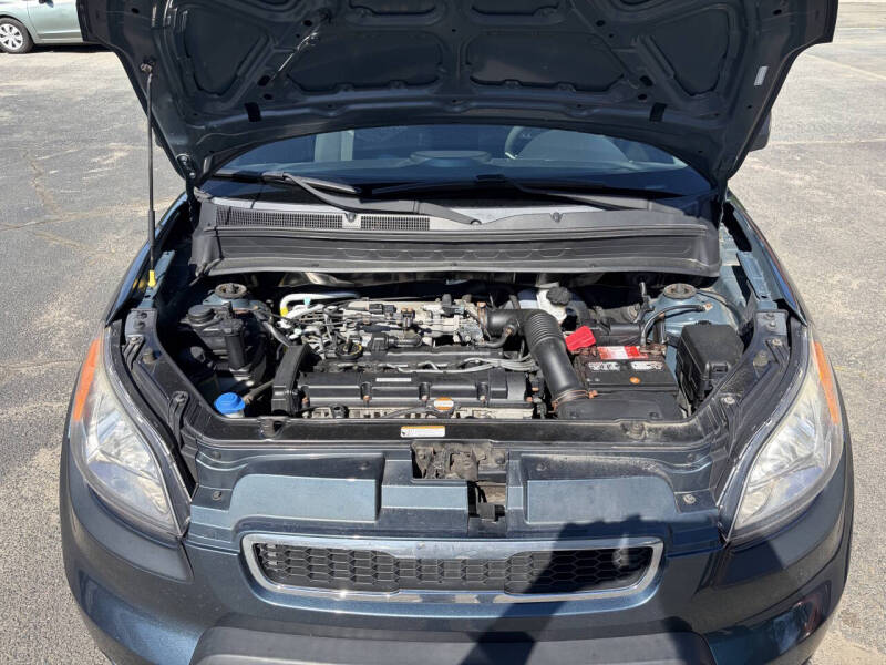 2011 Kia Soul +