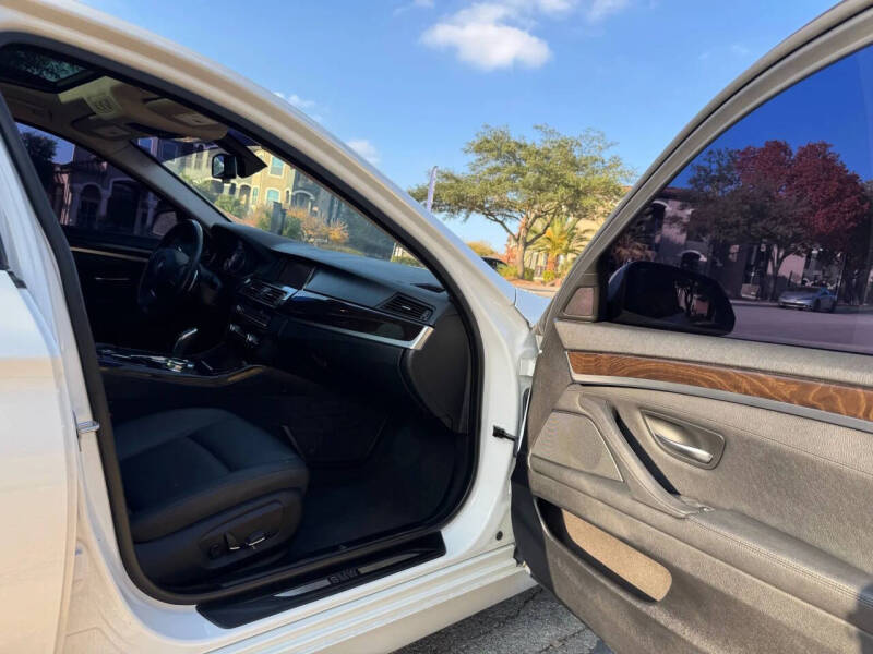 2016 BMW 5 Series 528i