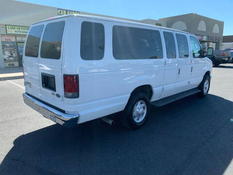 2012 Ford E-Series E-350 SD XLT