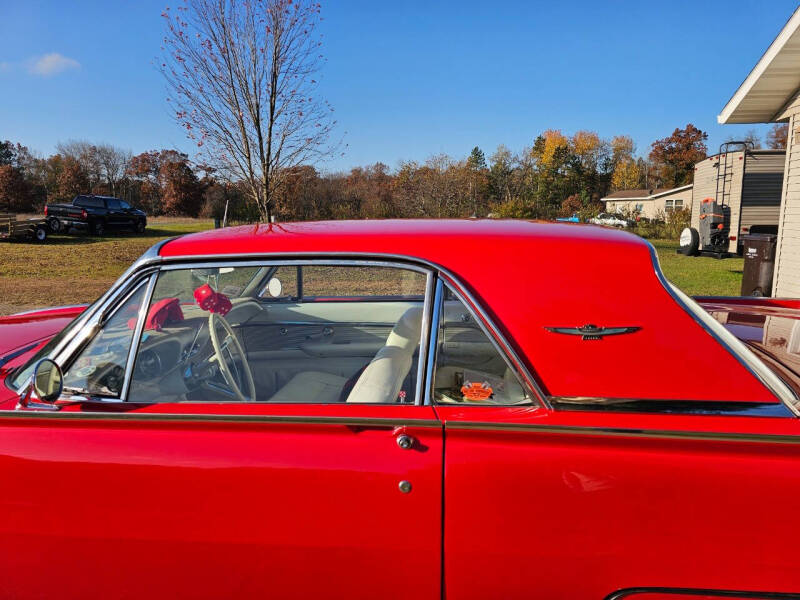 1961 Ford Thunderbird