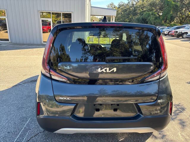 2024 Kia Soul LX