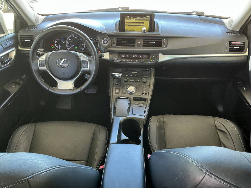 2012 Lexus CT 200h Premium