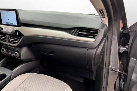 2021 Ford Escape Hybrid SE