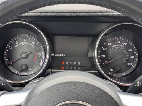 2022 Ford Mustang EcoBoost