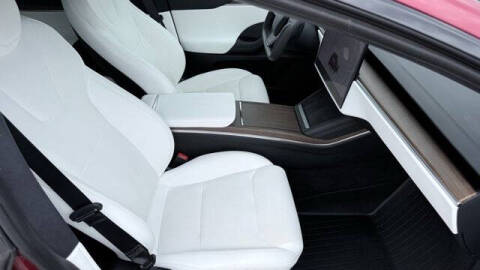 2023 Tesla Model X Standard Range