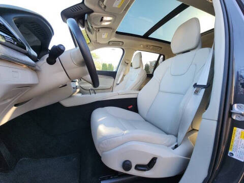 2024 Volvo XC90 B6 Plus Bright Theme 6P