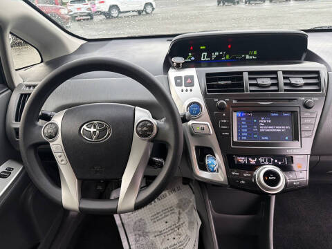 2012 Toyota Prius v Three