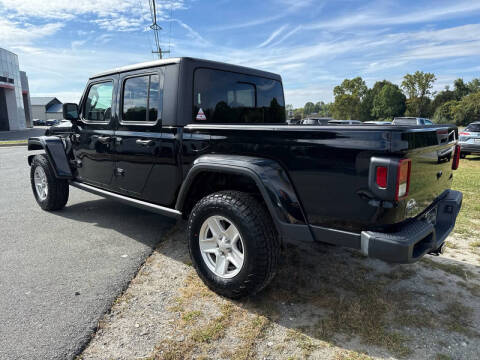 2022 Jeep Gladiator Sport S