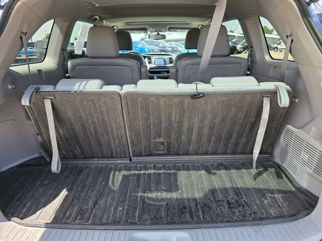 2016 Toyota Highlander