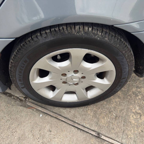 2005 Mercedes-Benz C-Class C 240 4MATIC