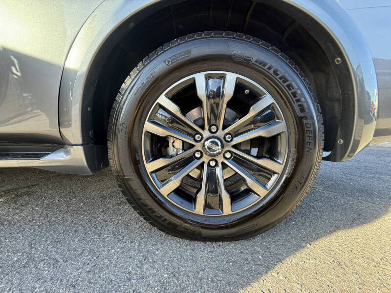 2017 Nissan Armada Platinum