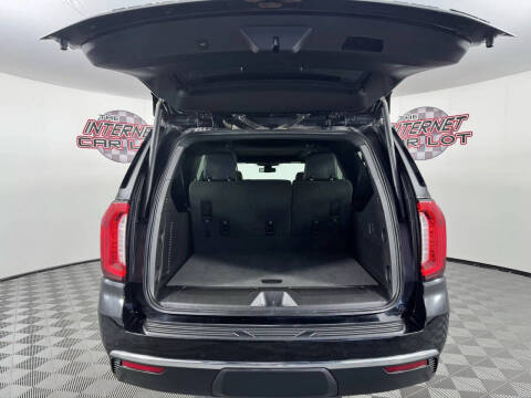 2022 GMC Yukon XL SLT