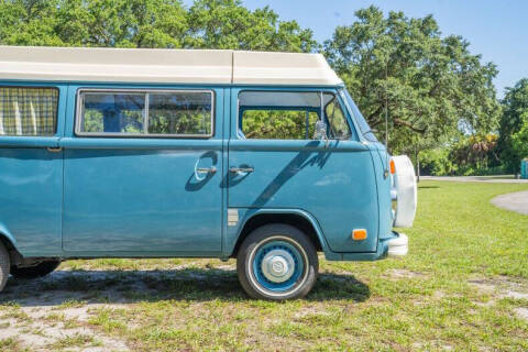 1973 Volkswagen Bus