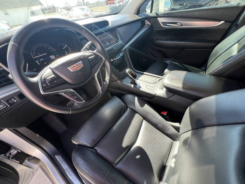 2017 Cadillac XT5 Luxury