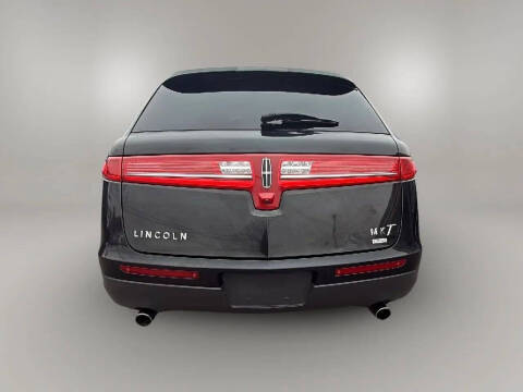 2010 Lincoln MKT