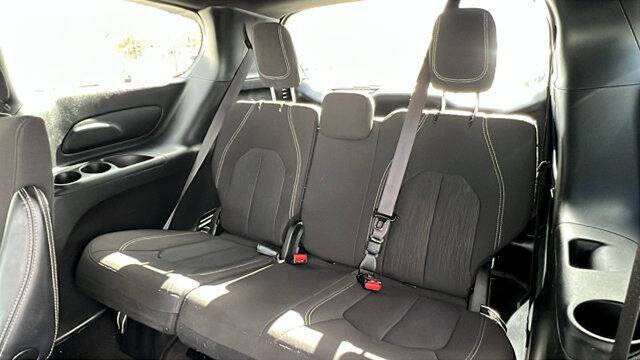 2023 Chrysler Pacifica Touring
