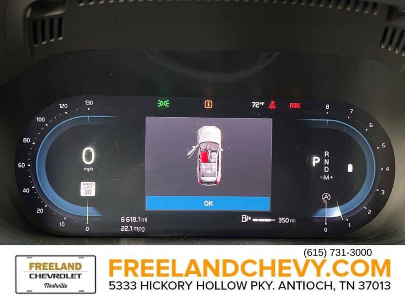 2023 Volvo XC60 B5 Plus Dark Theme