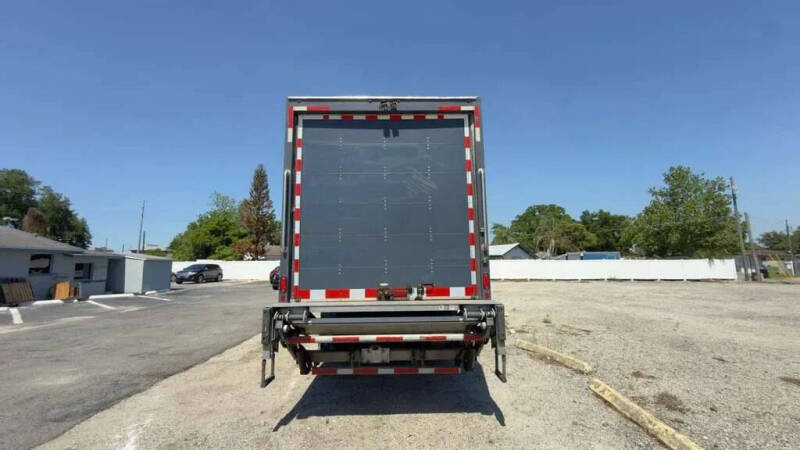 2020 Hino 268A