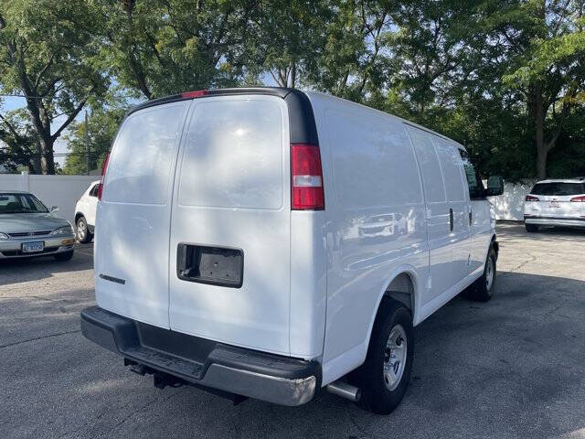 2025 Chevrolet Express 2500