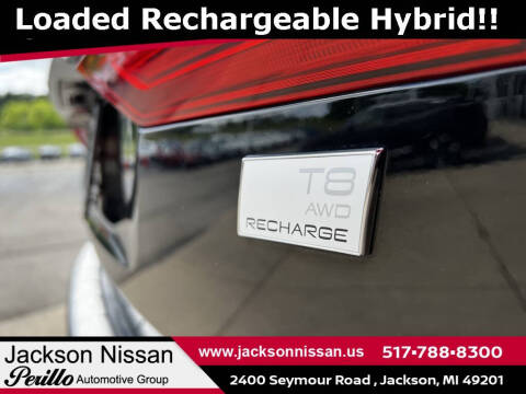 2022 Volvo XC60 Recharge T8 R-Design