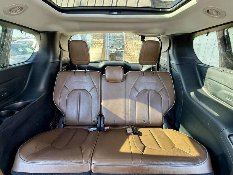 2017 Chrysler Pacifica Limited