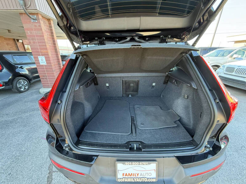 2023 Volvo XC40 Recharge Twin Plus