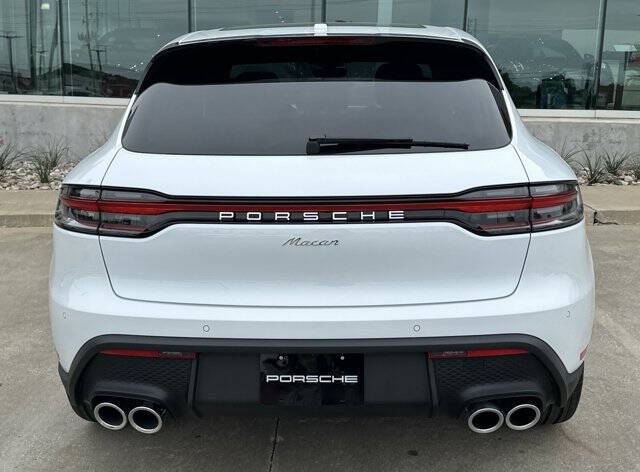 2026 Porsche Macan
