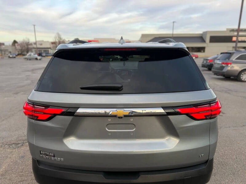 2023 Chevrolet Traverse LT Leather