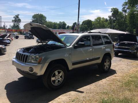 2006 Jeep Grand Cherokee for sale at Antique Motors in Plymouth IN