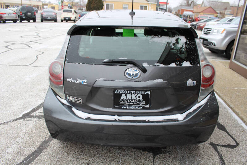 2012 Toyota Prius c Four