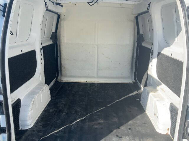 2021 Nissan NV200 SV