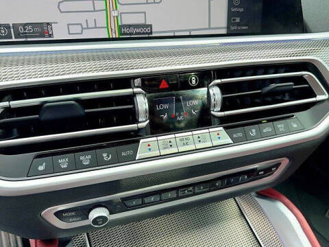 2022 BMW X6 xDrive40i